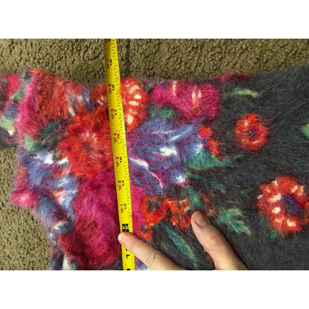 Meadow Rue Anthropologie Ariel Floral Eyelash Knit Fuzzy Sweater Grey Pink XS - Picture 6 of 7